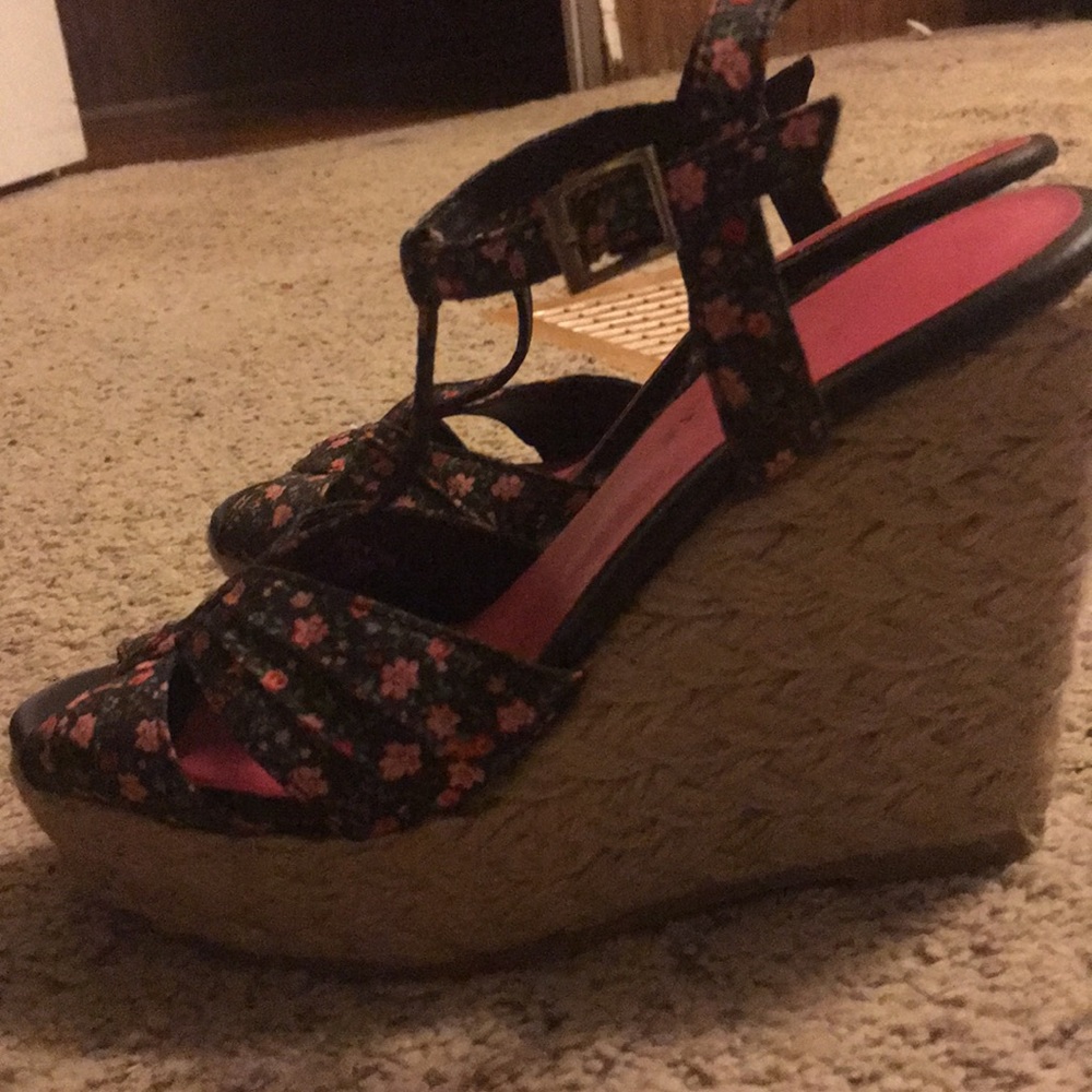 Wedges - Picture 2 of 2